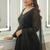 Mousumi priya