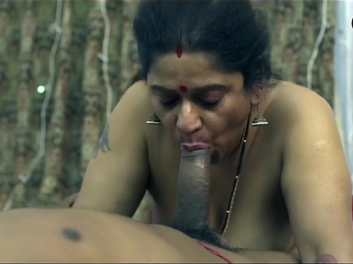 Step-sibling Indian Aunty Ko Darji Ne Lund gets a torrid internal ejaculation on her gullet after a nasty shag