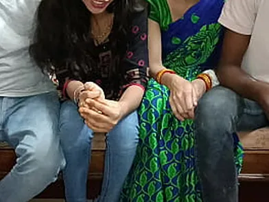 Desi Wife Interchanging & Unshaved Cunt Slurping in ...