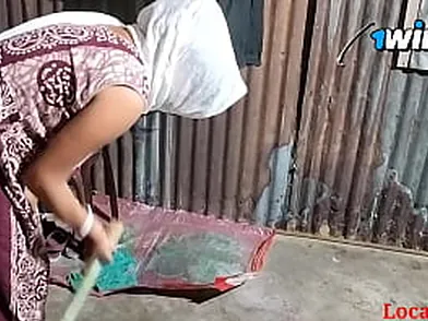 See Localsex31 & Localsex1's warm village hook-up in doggie-style act