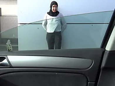 Stepmommysusan picks up a refugee from Europe for a ...