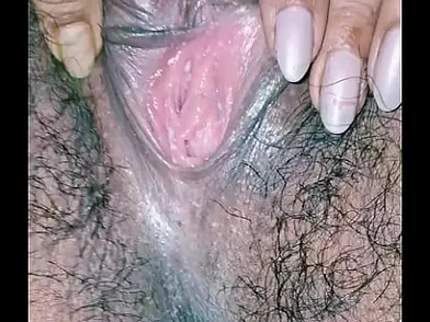 Alisha, the Indian Bhabhi, shrieks noisily while her jiggly good-sized bra-stuffers juggle!