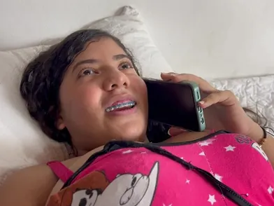 Warm Indian whore Polla Gigante gasps on her beau while he tears up her on the smartphone