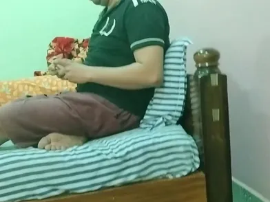 Desi Fuckfest with mind-blowing Indian honies getting fondled and facefucked