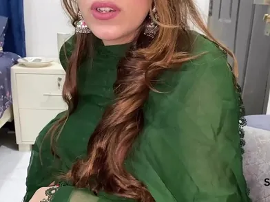 Sara Khan's Enormous Pakistani Funbag Drills Rigid and Gets a Super-steamy Internal ejaculation