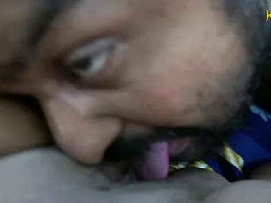 Kavita Close-Up: Desi Indian Kavita Gets Her Pussy Filled with Cum