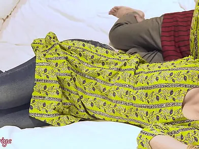 Horny Indian Stepsis Harami Pati gets a messy cumshot after intense sex in close-up