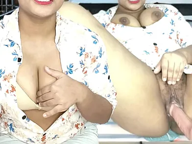 Mona Ji and Vikash, two curvy Indian babes, pump their own pee out with a hookup machine