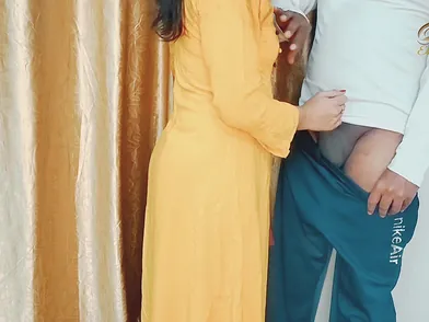 Amateur girlfriend's first time roleplay with neighb...