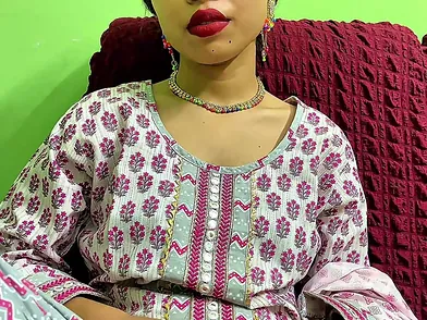 Watch my Indian stepmom's tight ass take a hard poun...