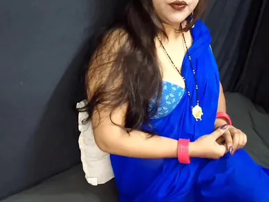 Step-mom instructs step-son on how to deep-throat an...