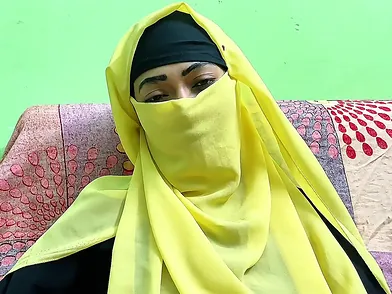 My Indian Aunty enjoys a romantic fuck with a happy ending