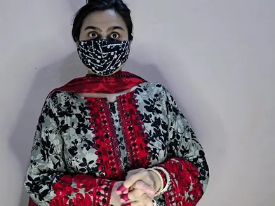 Saira Pakistan picked up & fucked in public by a hot...