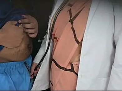 Tanya Bhabhi and Bulldick get down and muddy in the clinic health center